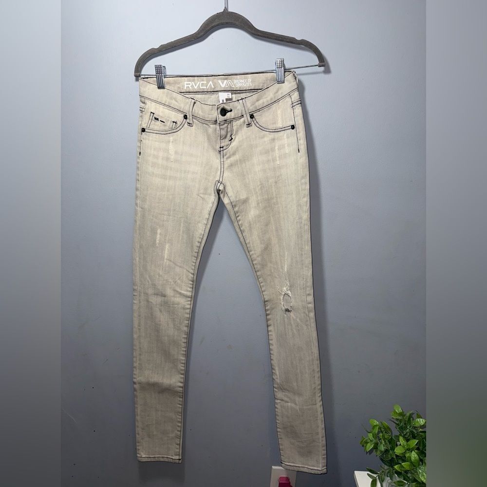 RVCA VTG Low Rise Distressed skinny Gray Washed Jeans Size 26 EUC